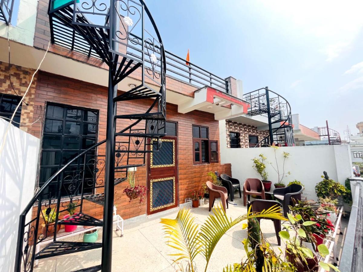 Appartamento Sugandhim Kutir Dehradun Esterno foto